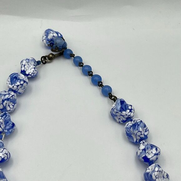 Vintage rare museum, quality, Miriam Haskell, blue and white glassfused Necklace - Picture 4 of 12